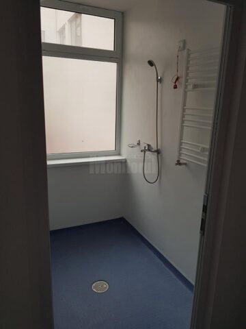 Câte opt pacienți în saloanele Spitalului Fălticeni, cu spitalul nou finalizat, dar la mila Guvernului pentru bani de aparatură