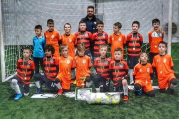 Micii fotbaliști de la Juniorul Suceava au jucat bine la turneul de la Bacău