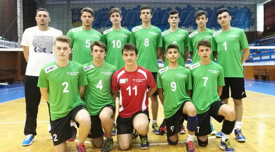 Voleibaliștii fălticeneni au câștigat meciul de la Buzău