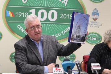 Primarul Ion Lungu a prezentat modelul de roată panoramică care va fi amenajată în parcarea auto de lângă Cetate