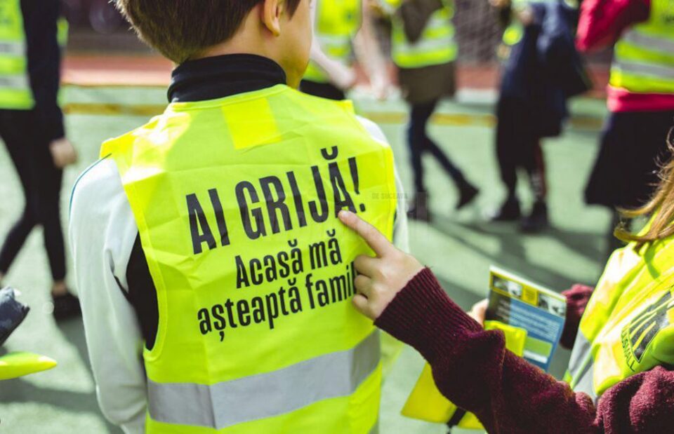 Campania „Acasă mă așteaptă familia”