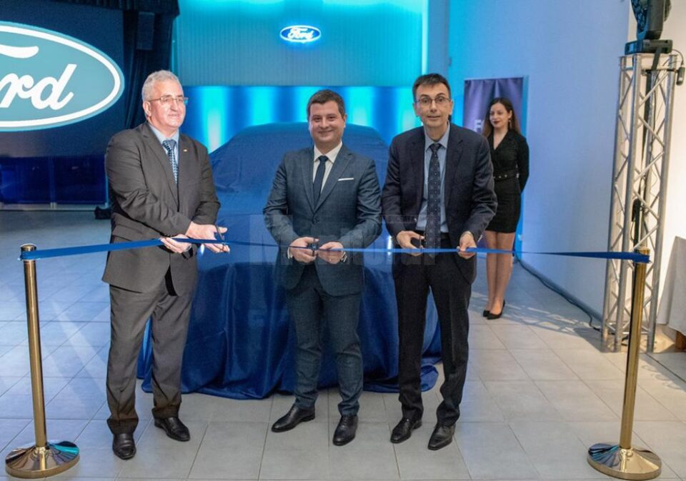 Ion Lungu, Cristian Prichea și Bogdan Mustață au tăiat panglica inaugurală