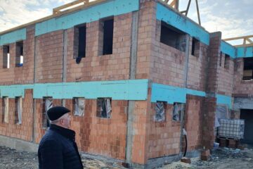 Ion Lungu în inspecție la grădinița nouă din cartierul Burdujeni sat