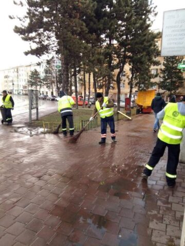 Primăria Suceava a dat startul campaniei de curățenie de primăvară