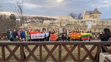 Școala Gimnazială „Ion Irimescu” din Fălticeni promovează turismul și tradițiile sucevene peste hotare