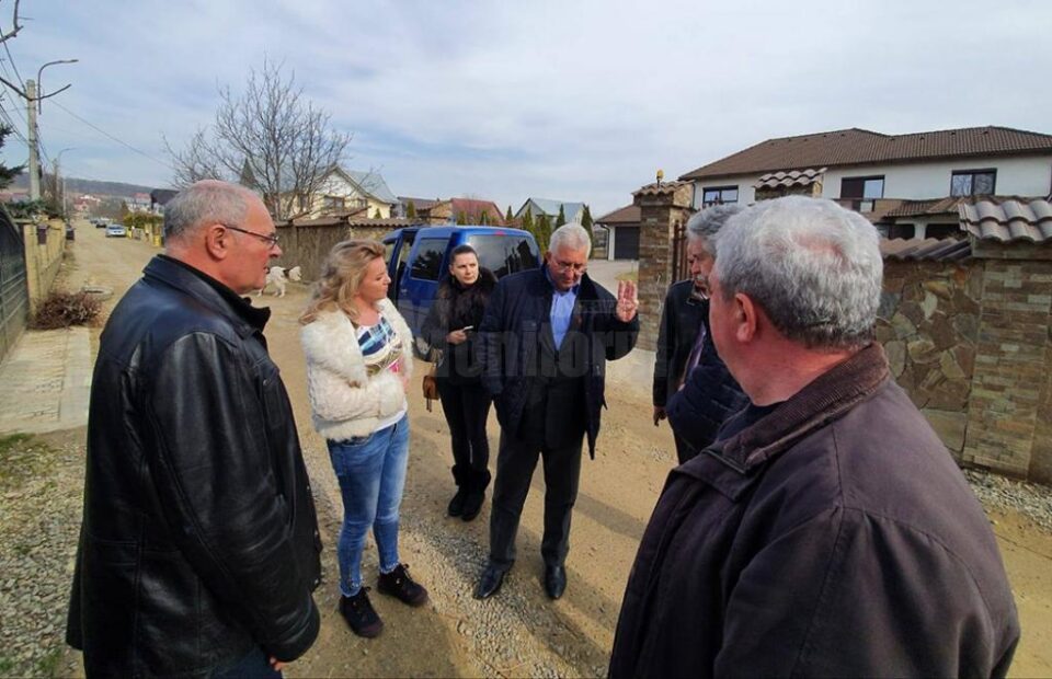 Asfaltarea străzilor de pământ Pictor Dumitru Dacian și Eugen Lovinescu intră în linie dreaptă