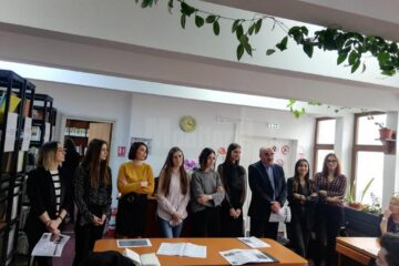 Echipa redacțională