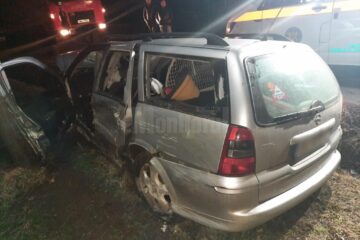 In urma accidentului, soferul si un barbat aflat pieton in statie si-au pierdut viata
