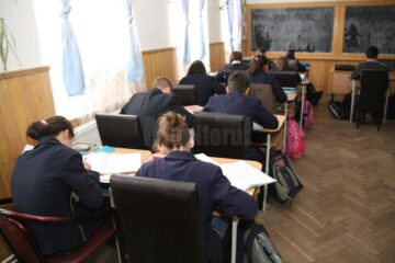 Ministerul Educației a hotărât suspendarea desfășurării tuturor olimpiadelor școlare județene și regionale