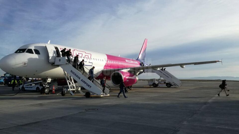 Zborurile Wizz Air din Suceava către Roma, Milano și Bergamo vor fi suspendate până pe 31 martie 2020 Zborurile Wizz Air din Suceava către Roma, Milano și Bergamo vor fi suspendate până pe 31 martie 2020