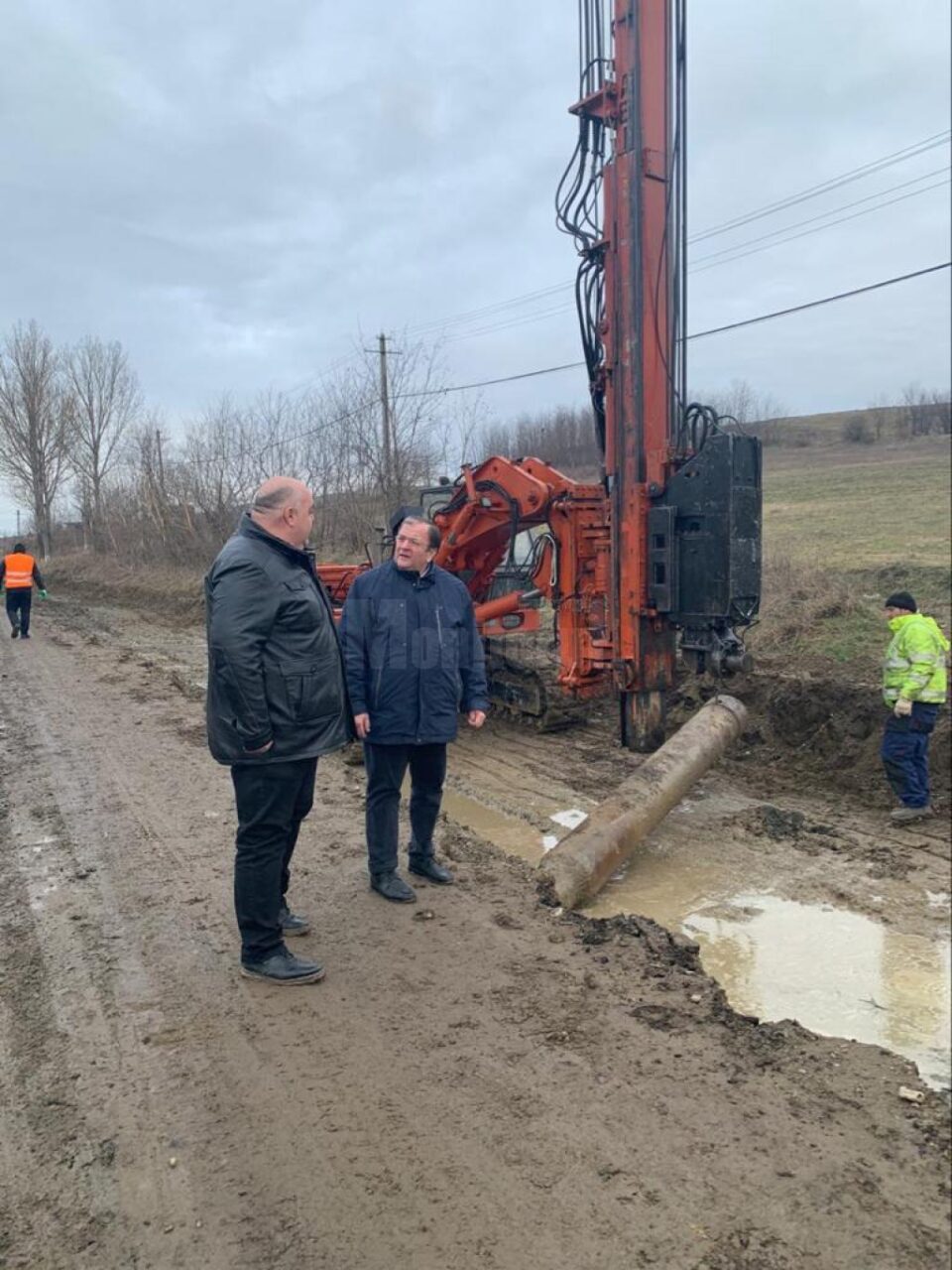 Gheorghe Flutur a inspectat lucrarile de modernizare a drumului Liteni - Hârtop