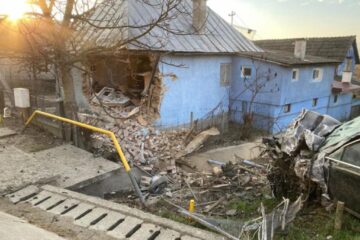 În autoturism se aflau patru suceveni