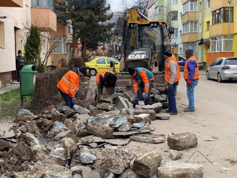 Două parcări de reședință cu aproape 200 de locuri sunt în curs de amenajare în cel mai mare cartier al Sucevei 5