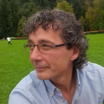 Cezar Corlățan, Salzburg – Austria: „Fiica mea, împreună cu colegele ei, a mers la vecinii mai în vârstă, oferindu-și ajutorul”