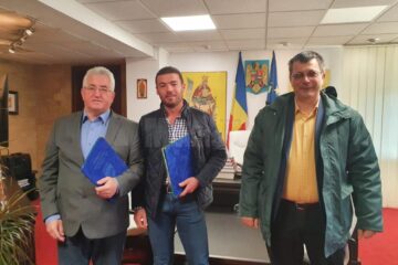 Semnarea contractului de proiectare și execuție pentru un nou pod, peste paraul Cetății