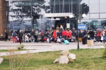 Un zbor charter plin cu muncitori sezonieri în Germania a decolat de la Suceava