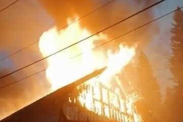 Un incendiu violent a afectat grav o locuință din comuna Iacobeni