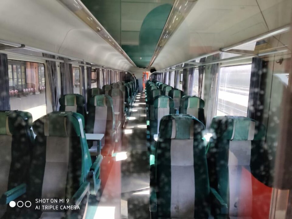 Trenurile sunt tot mai goale