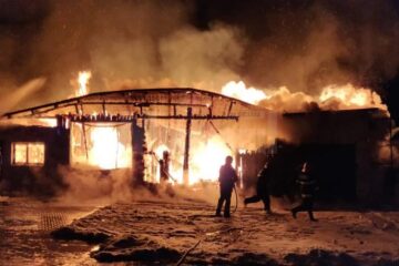 Anexele au fost cuprinse de flacari, pagubele inregistrate fiind foarte mari