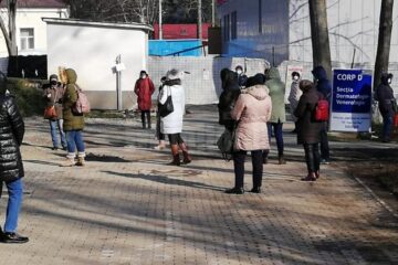 Sute de cadre medicale nu vor afla dacă au coronavirus. Motivul: nu mai sunt teste