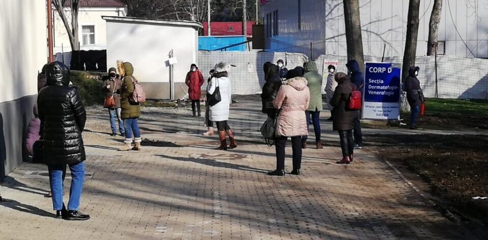 Sute de cadre medicale nu vor afla dacă au coronavirus. Motivul: nu mai sunt teste