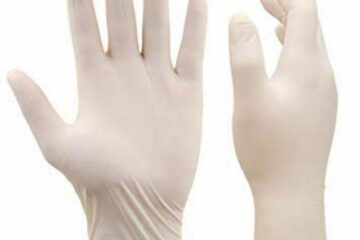 1800 de manusi au fost donate Spitalului Județean Suceava, prin intermediul Primăriei Suceava