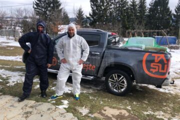 Sprijin Ultramaratonistul Tiberiu Ușeriu donează 1.000 de combinezoane și 1500 de perechi de mănuși pentru cadrele medicale din Suceava