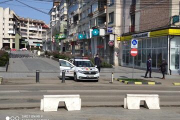Polițiștii au verificat om cu om