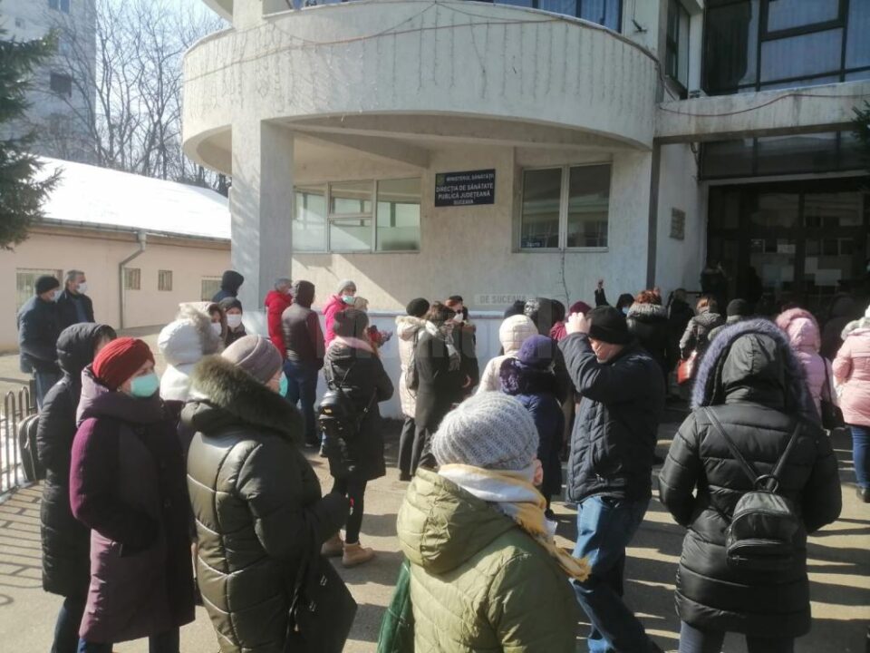 Mărturie în lacrimi a unui cadru medical: “Nu vor să ne mai testeze”