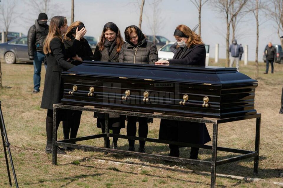 Pastorul Viorel Candrianu, suspect de COVID-19, a fost înmormântat la câteva ore de la deces, în condiții speciale