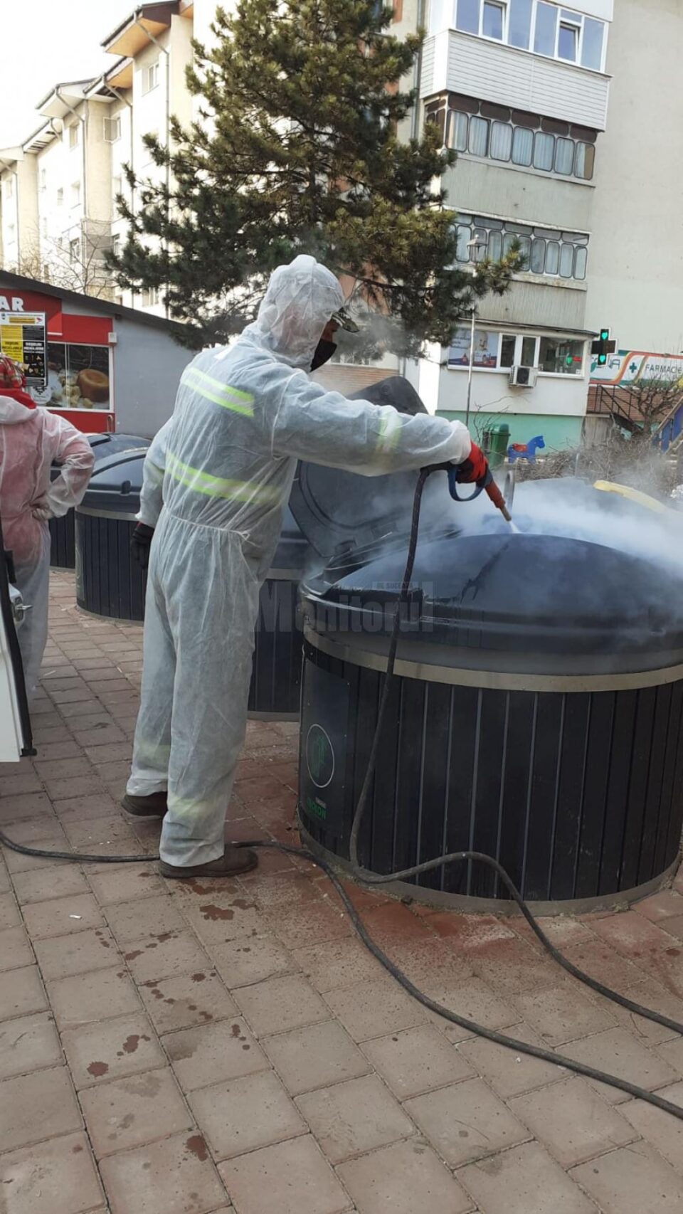 Acțiunile de dezinfecție pentru stoparea răspândirii COVID-19 au fost intensificate în Suceava