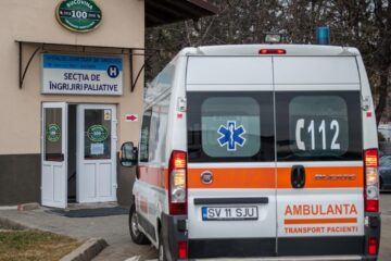 Angajații Ambulanței Suceava suspecți de contact direct cu persoane cu COVID sunt în izolare
