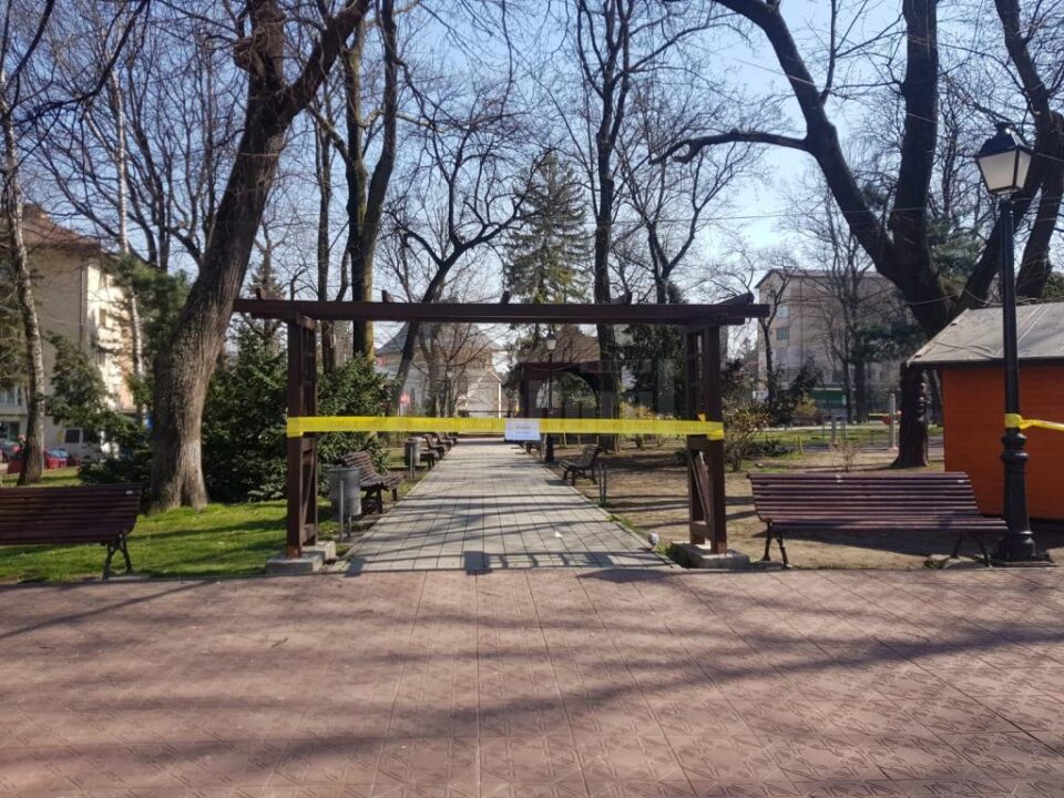 Benzi ale poliției cu accesul interzis, în parcurile Sucevei