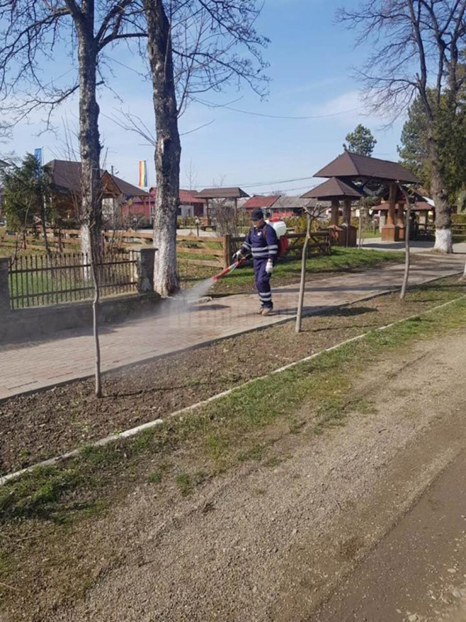 Primăria Todirești va dezinfecta spațiile publice din comună