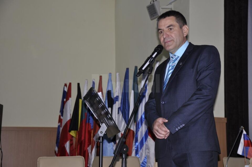 Primarul orașului Siret, Adrian Popoiu