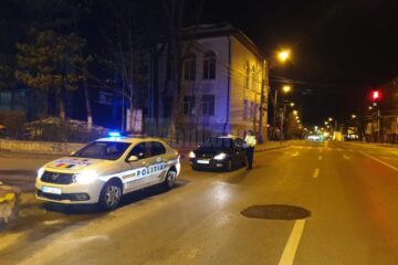 Peste 200 de amenzi aplicate de polițiștii suceveni pentru nerespectarea condițiilor de circulație a persoanelor