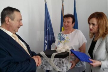 cazimir longher, alaturi de fostul prefect si subprefect de Suceava