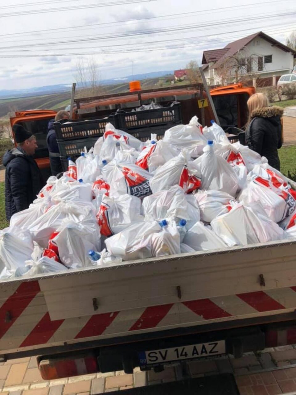 Comunitatea din Moara s-a mobilizat pentru a-și ajuta oamenii în vârstă