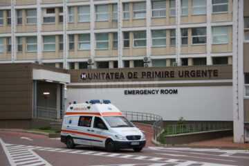 Peste 20 de medici și asistenți care au fost confirmați cu noul coronavirus cer să se întoarcă la serviciu