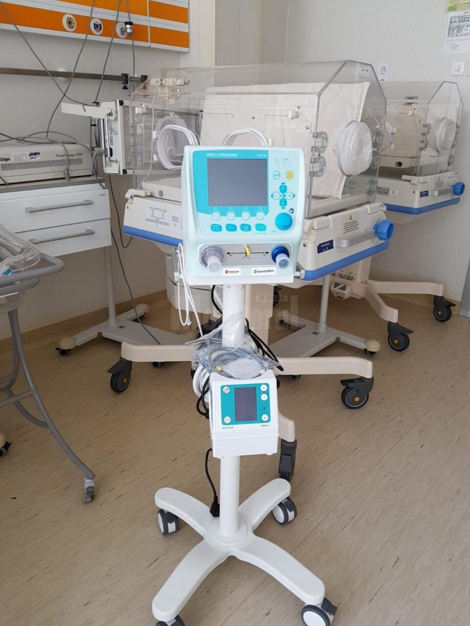 Spitalul Județean Suceava primește aparatură și echipamente medicale vitale medicilor și pacienților, prin intermediul Salvați Copiii România Spitalul Județean Suceava primește aparatură și echipamente medicale vitale medicilor și pacienților, prin intermediul Salvați Copiii România