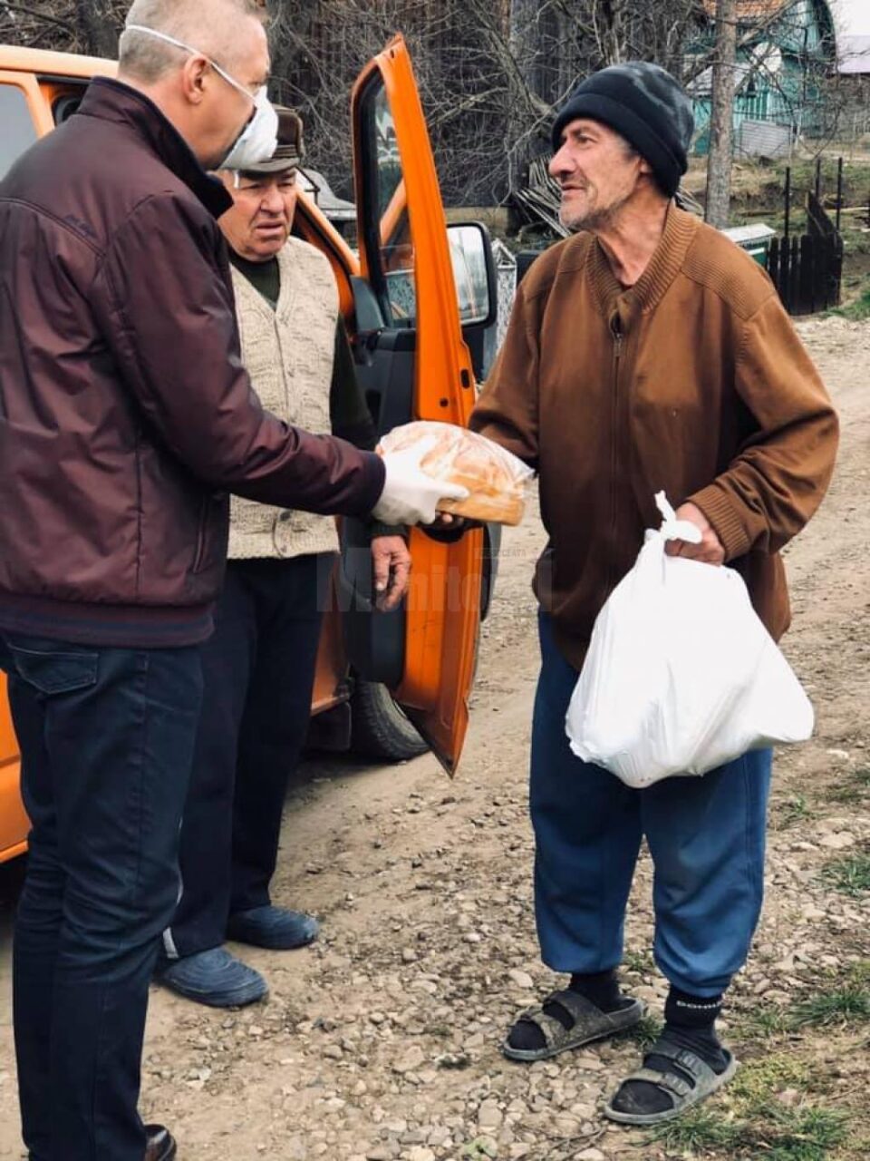 Comunitatea din Moara s-a mobilizat pentru a-și ajuta oamenii în vârstă