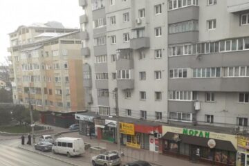 Procesiune cu moaștele Sf. Ioan cel Nou pe străzile Sucevei