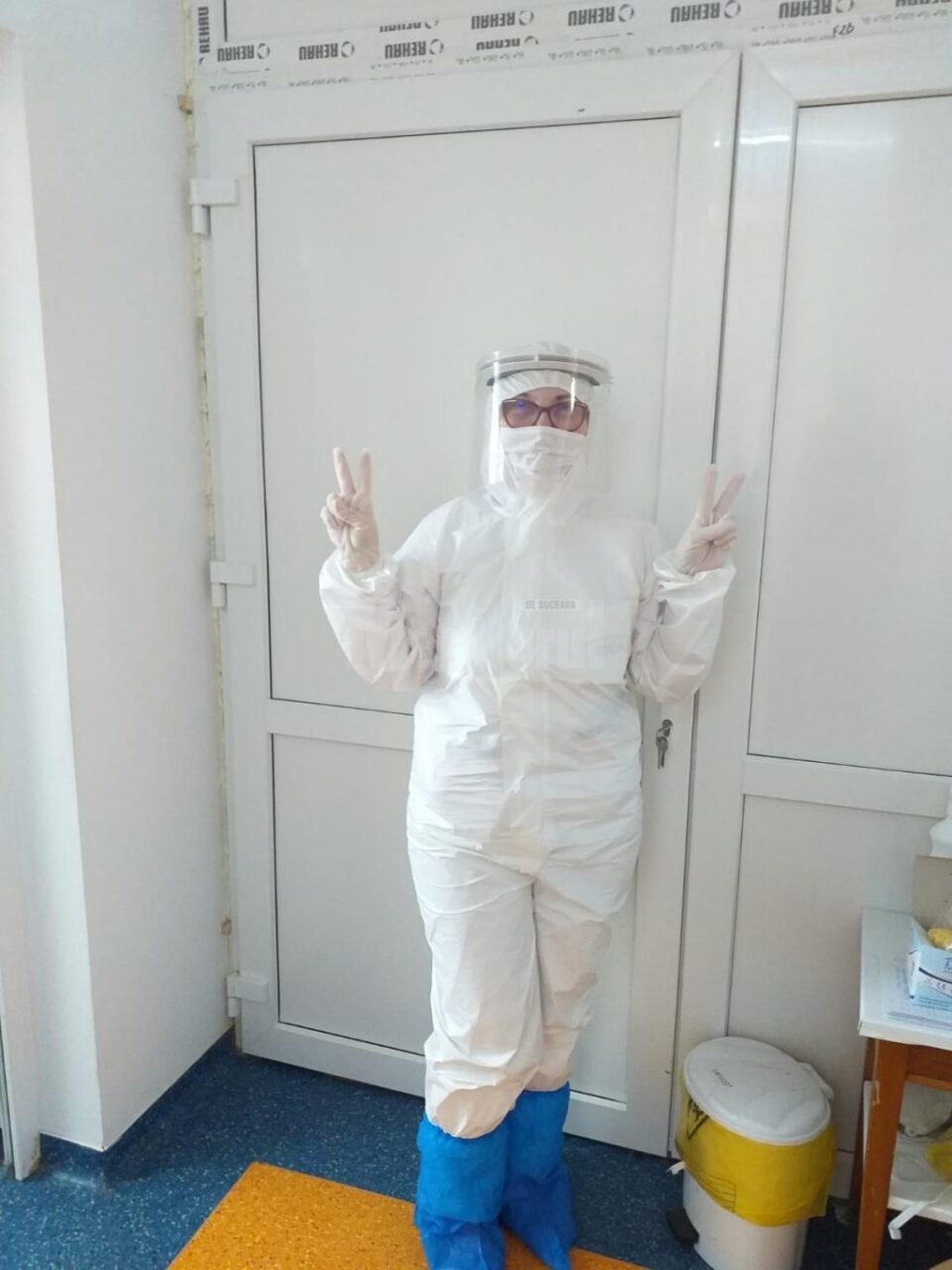 Dr. Sturza, primul pacient de la Spitalul Suceava vindecat de COVID-19, s-a întors la muncă Dr. Sturza, primul pacient de la Spitalul Suceava vindecat de COVID-19, s-a întors la muncă