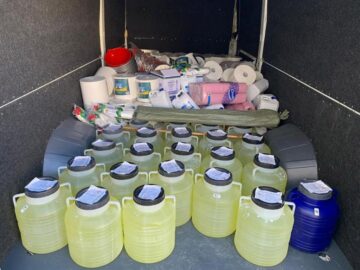 Fundația Nord 2001 a dus materiale de curățenie și apă la Policlinica Areni, la Spitalul Suceava și la centre de reabilitare neuropsihiatrică