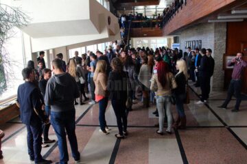 Studenții Universității sunt îndemnați să-și spună părerea despre cum se desfășoară cursurile online