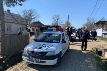 Polițiști în acțiune la Gălănești