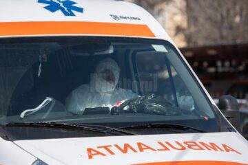 Un ambulanțier de la Stația Suceava a Serviciului de Ambulanță Județean a murit, marți, din cauza infecției cu coronavirus