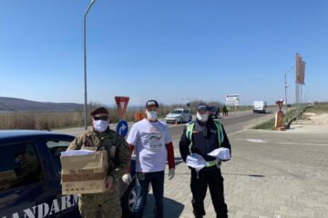 Zilnic, masă de prânz pentru polițiști, jandarmi și militari, de la Fundația Umanitară Nord 2001/Sânge pentru România