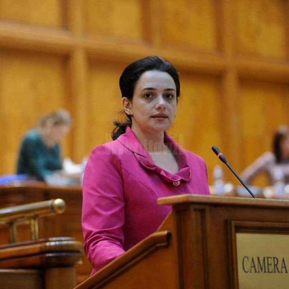 Deputatul PNL de Suceava Angelica Fădor