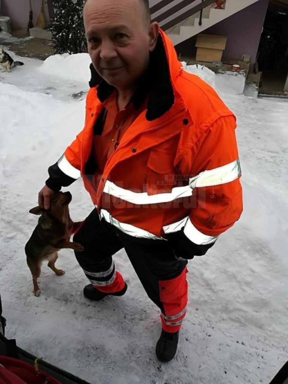 Cristian Stupiuc a murit marți, răpus de noul coronavirus Citește mai mult pe Monitorul de Suceava: https://www.monitorulsv.ro/foto/3E2rL6nR/1#ixzz6J17HWr00 Follow us: @monitorulsv on Twitter | Monitorul.de.Suceava on Facebook